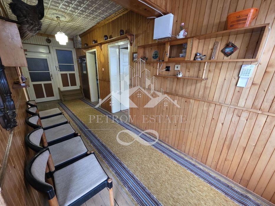 Къща в Пазарджик, област-гр.Батак площ 242 цена 81999
