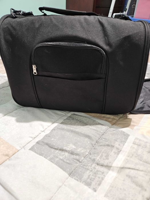 Чанта за домашни любимци