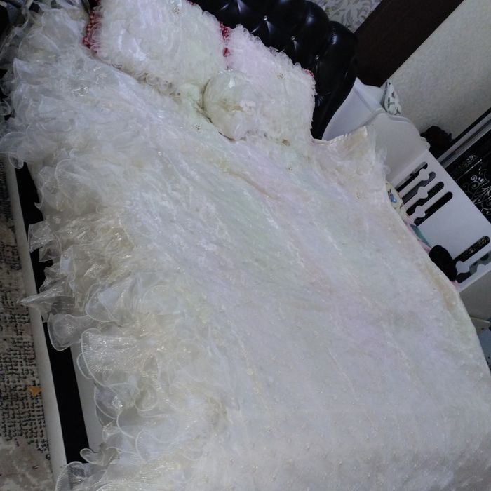 Kelinlik uchun oq pastel