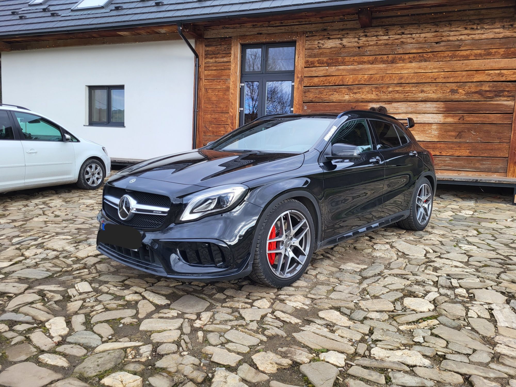 Mercedes GLA 45 AMG