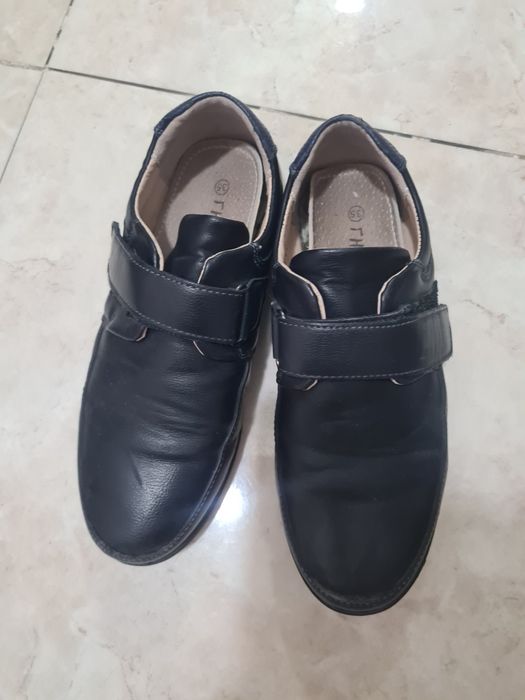 Отдам даром туфли детские