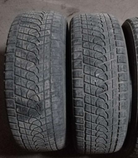 Продам шины триажела