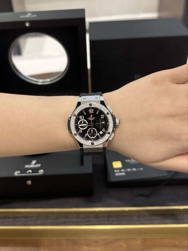 Hublot Big Bang 41mm Steel Diamonds 342.SX.130.RX.114