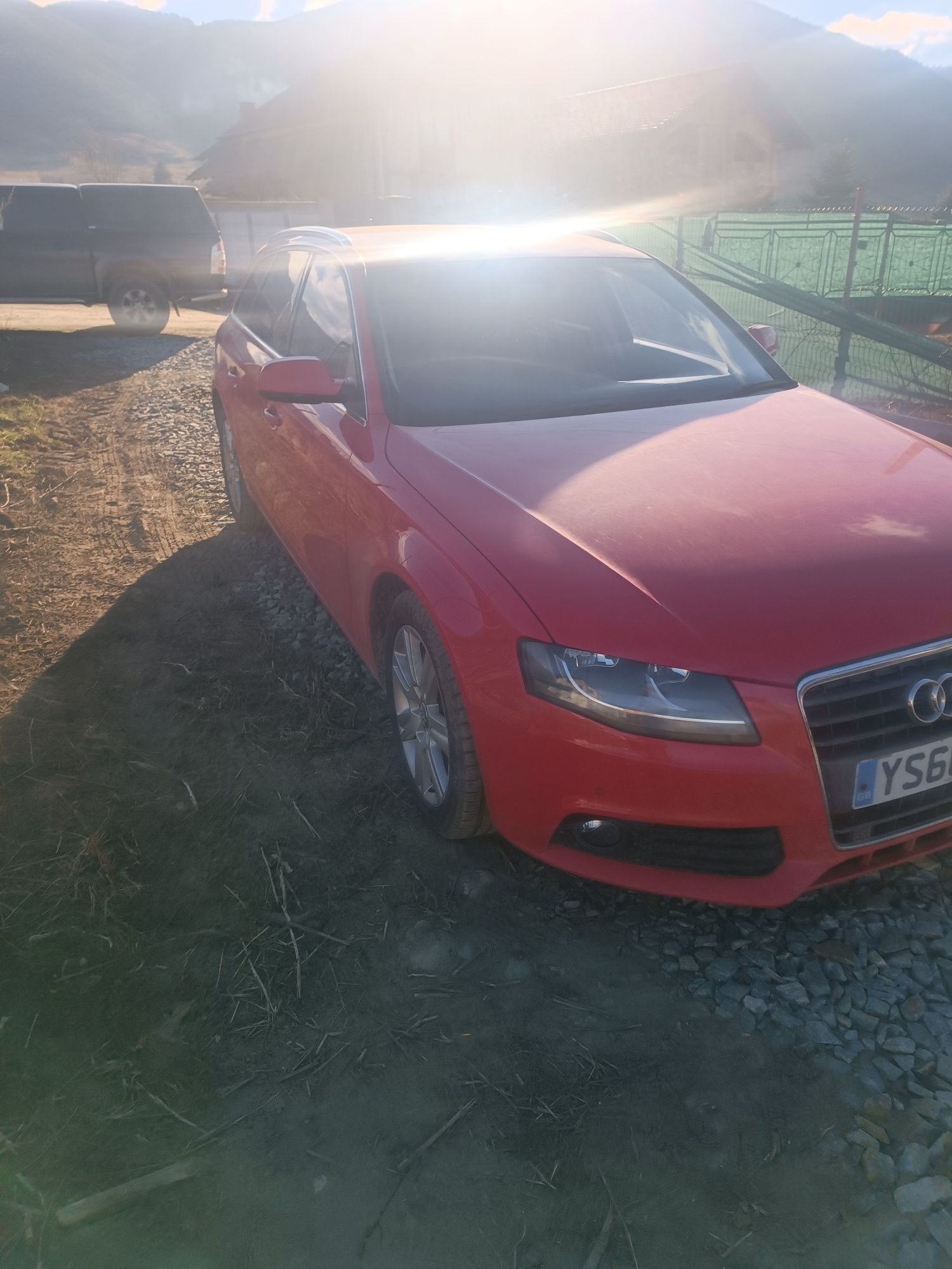 Dezmembrez Audi A4 b8  2l tdi capota,trager,bara spate