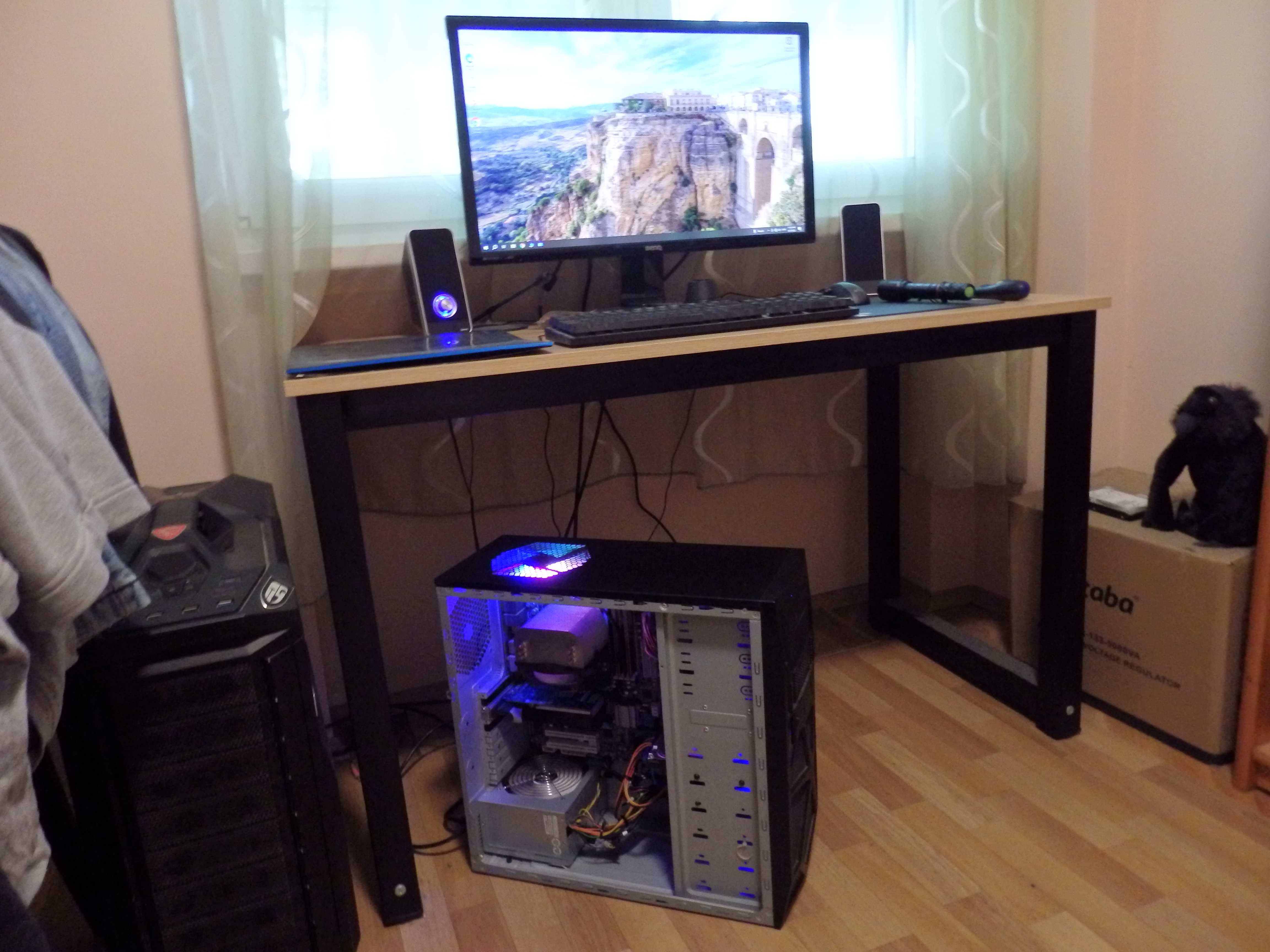 Компютър, Gigabyte GA-870A-UD3, Phenom 2 x4 955, 12 RAM ddr3, gt430