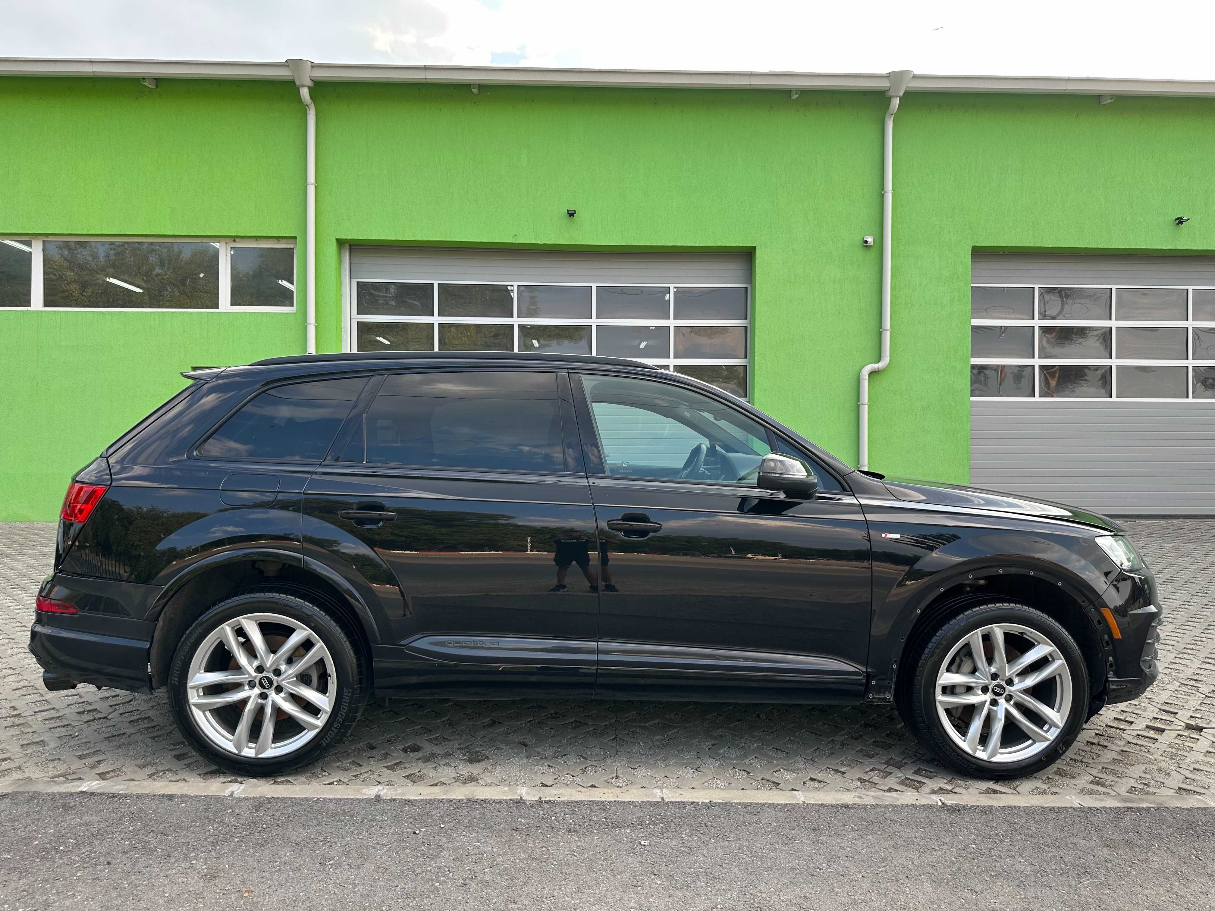 Audi Q7 3.0TFSI На Части