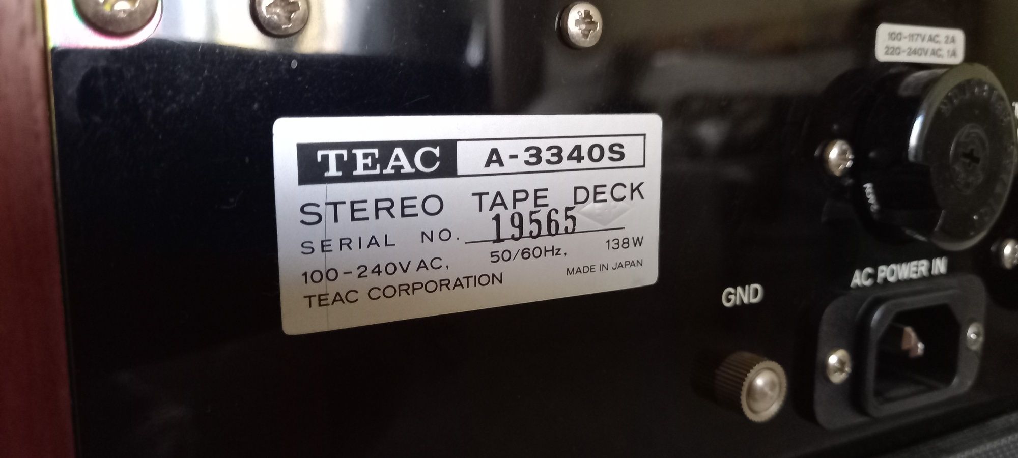 Продавам Teac A3340s