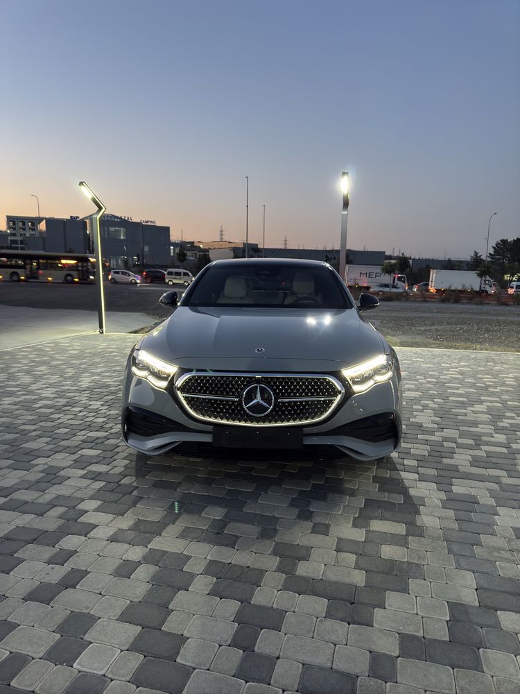 Mercedes-Benz E-200 W214