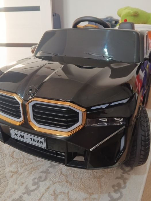 Электромобиль детский