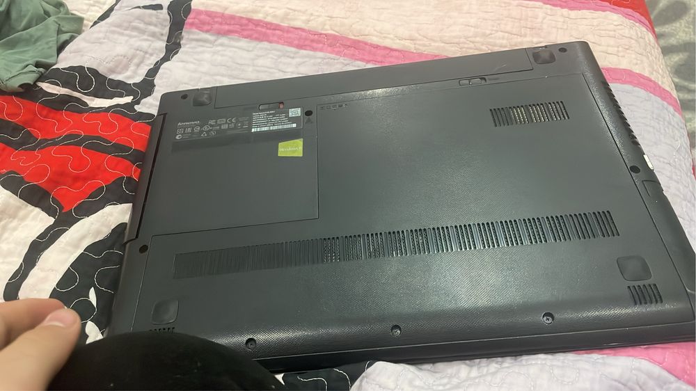 Продам ноутбук lenovo