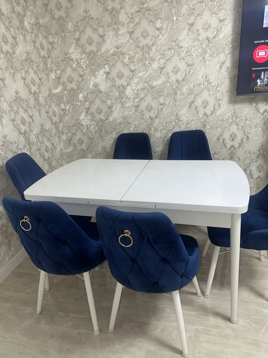vand masa cu 6 scaune extensibila