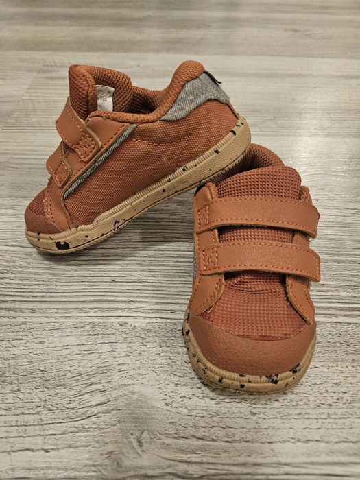 Papuci cu scai size 22 EU / US 6 / UK 5/ 13.5 CM