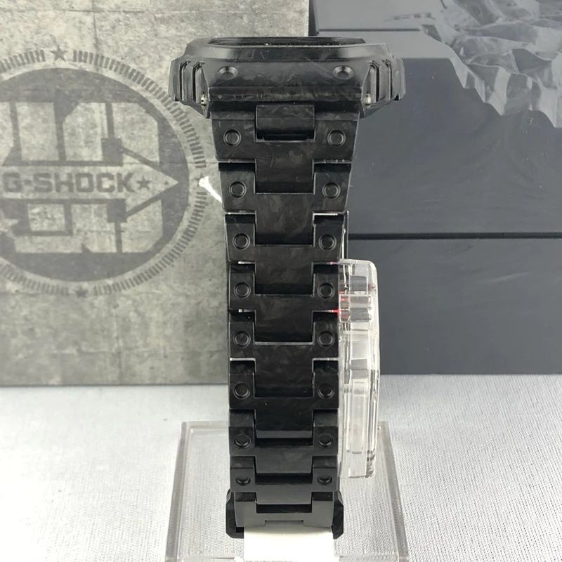 G-SHOCK 40th Anniversary Carbon Edition GCW-B5000UN-1ER