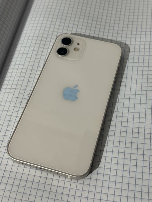 iPhone 12 2020год 128гб