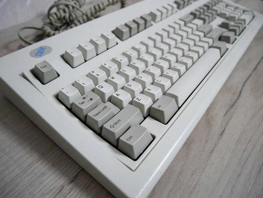 Клавиатура IBM Model M (1993 г) в отличном состоянии.