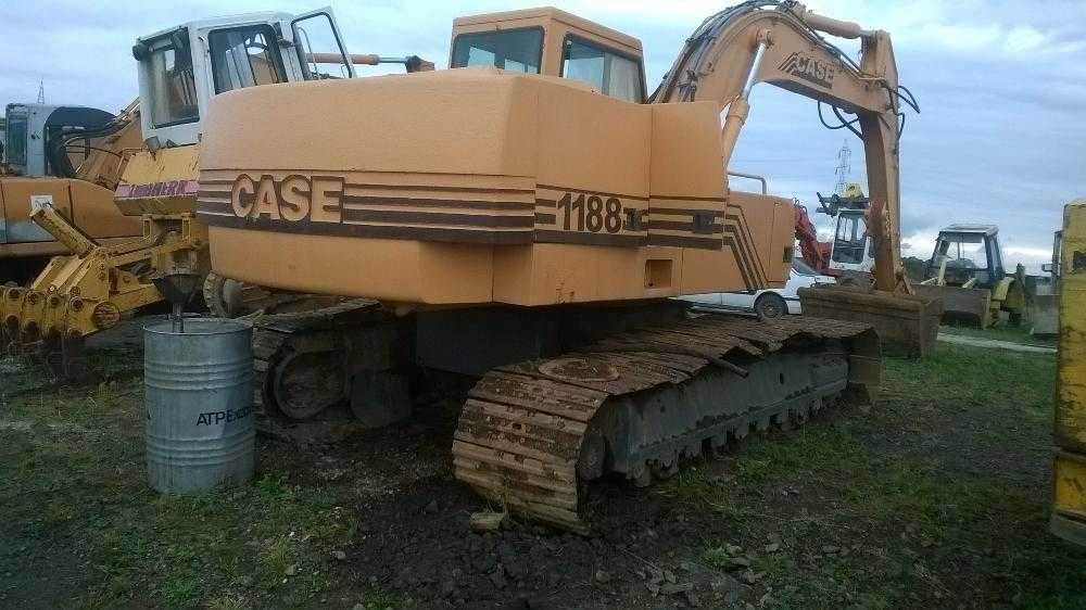 Reductor rotire hidromotor excavator pe senile Case 1188 piese