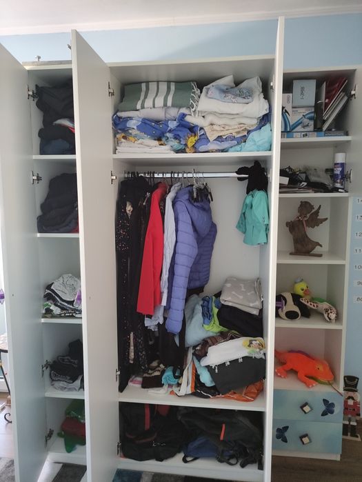 Vând mobilier cameră copii