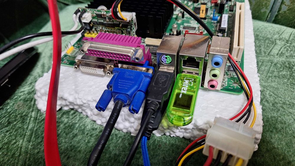 Материнская плата Mini-ITX Mitac PD10TI (Intel D2550MUD2) с бп picopsu