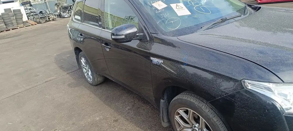 Dezmembrari / Dezmembrez Mitsubishi Outlander 2.0 cutie viteze manuală 5 trepte cod culoare X42A