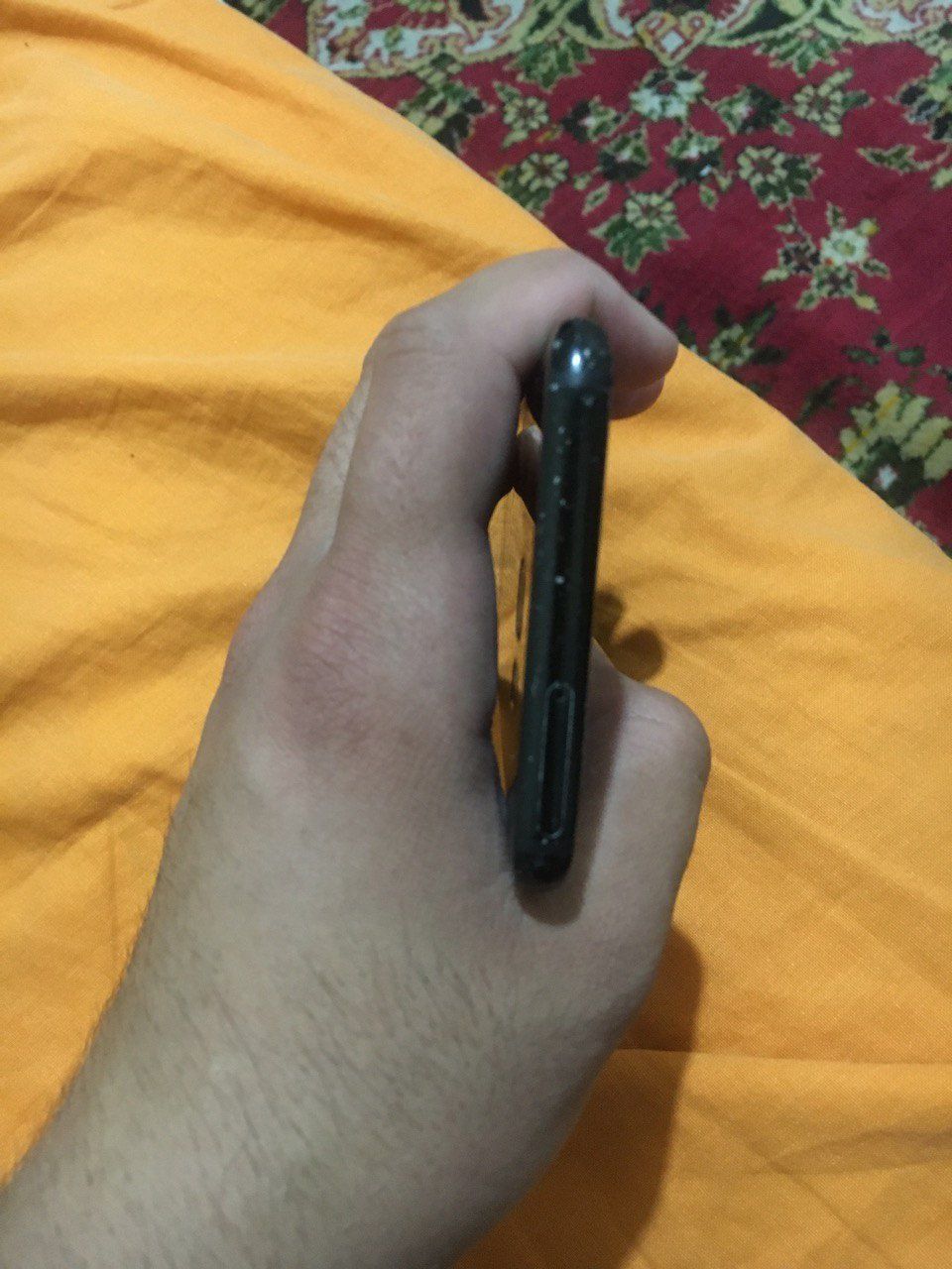 Srochna Sotiladi Samsung S8+ yaxshilab oqila!