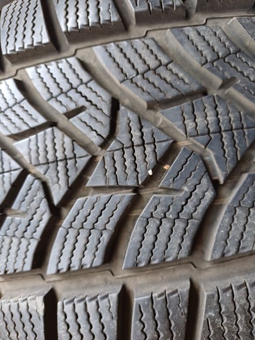 Гуми 255/55/18 Дънлоп