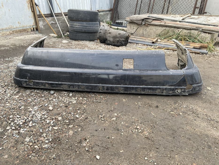 Бампер задний БМВ Е34.