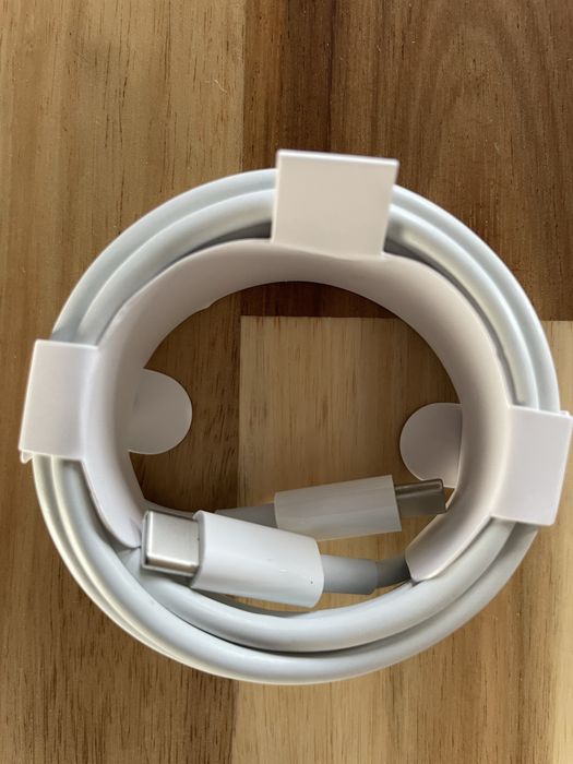 Cablu Iphone/Ipad 15/16 USB C sau Lightning 2 metri