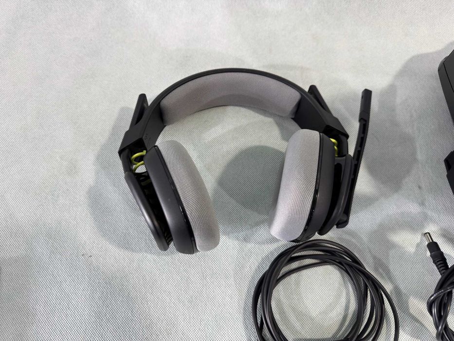 Волан и слушалки - Logitech Driving Force G29 PS3/PS4/PS5/PC