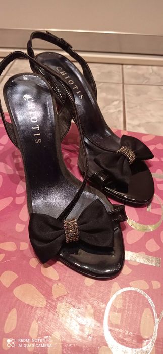 Vand rochie de seara,insertie cristale,800 roni