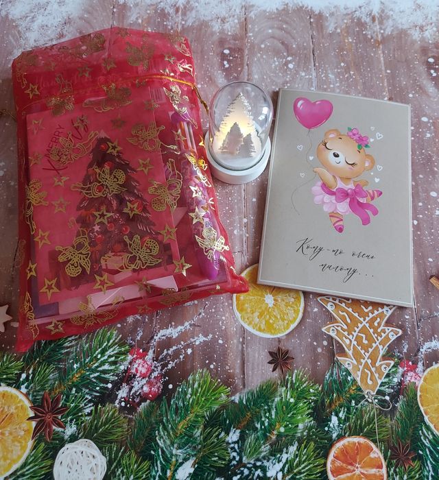 Подарок новогодний девочке