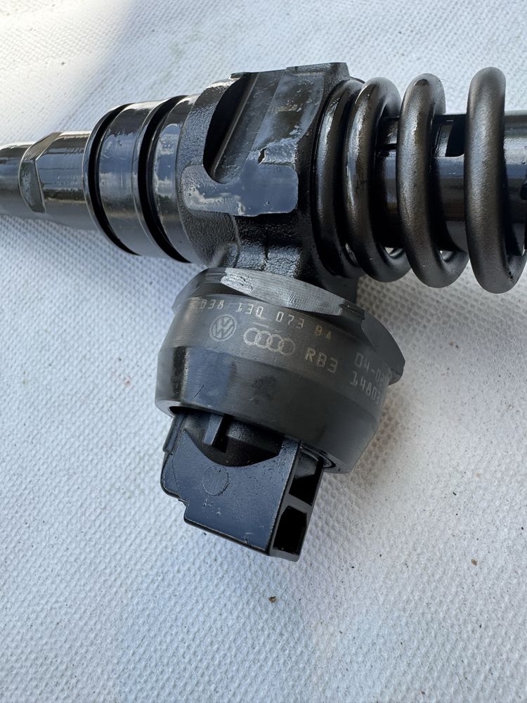 Injector audi a4 avf cod BA