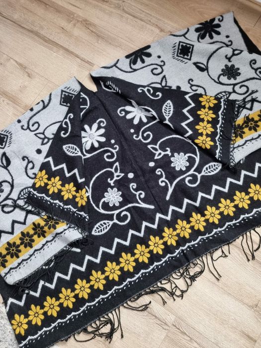 Poncho Desigual cu două fețe