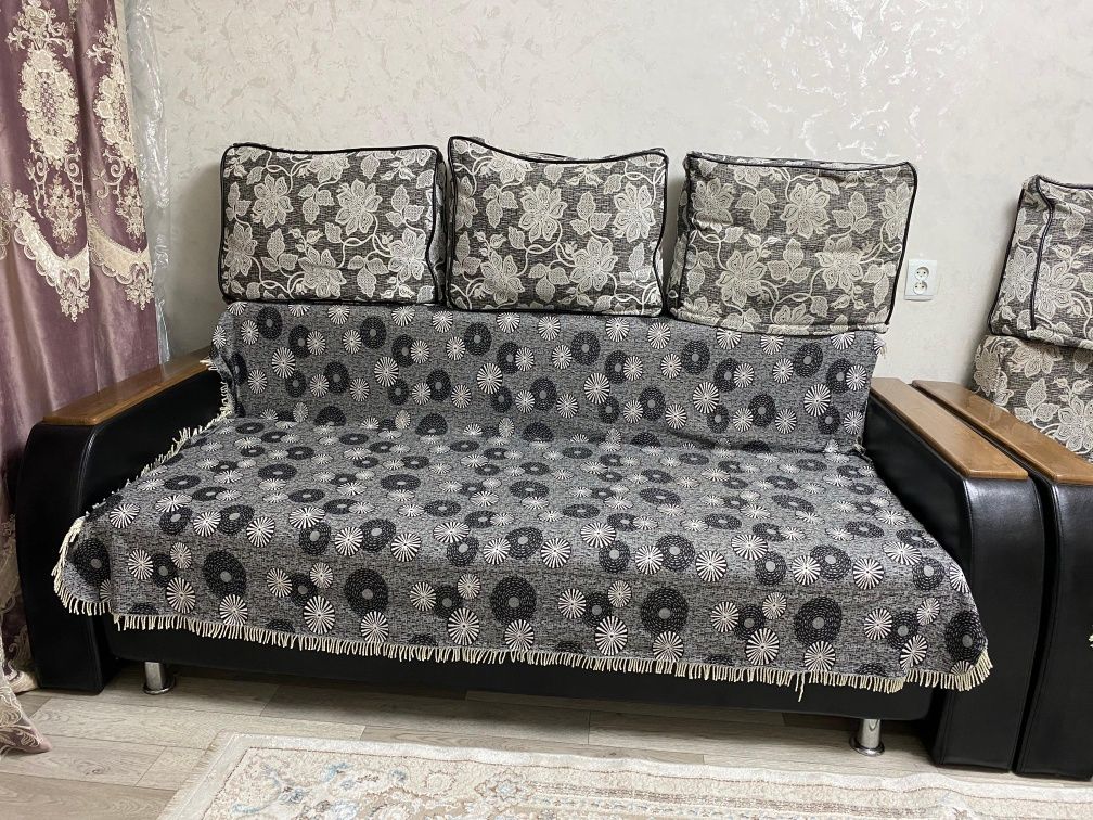 Продам Диван в отличном состоянии