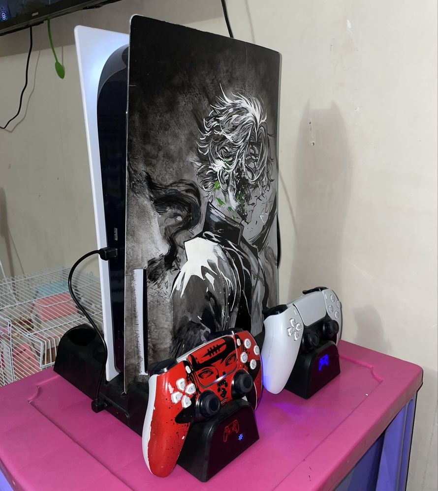 Продам приставку Ps5