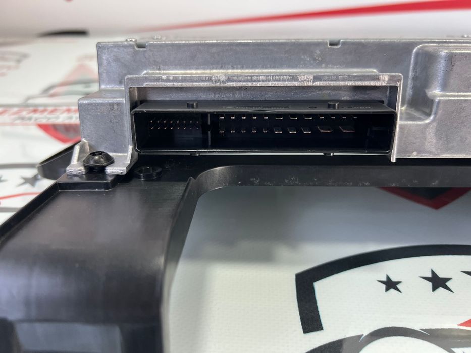 Amplificator Audi OEM Audi MIB AMP GEN2 Audi A6 C8 A7 Q7/Q8 4M