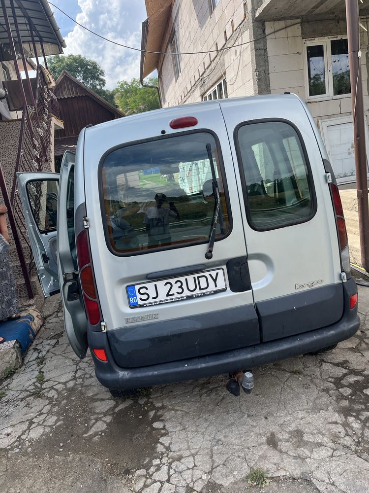 Vand urgent renault kangoo sau schimb cu dubă