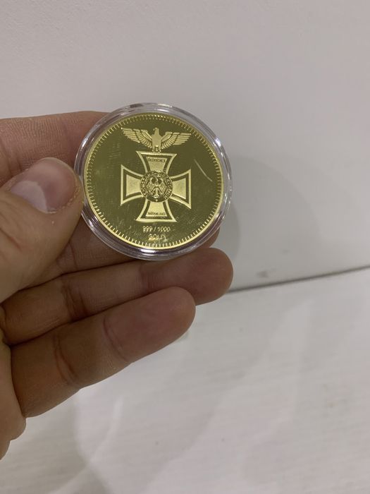 Чисто нови неразопаковани монети!!!