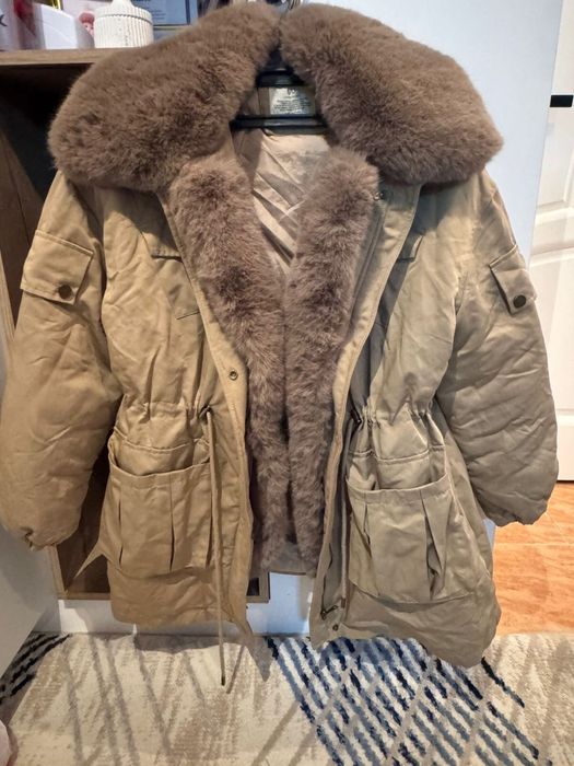 Женская куртка зимняя