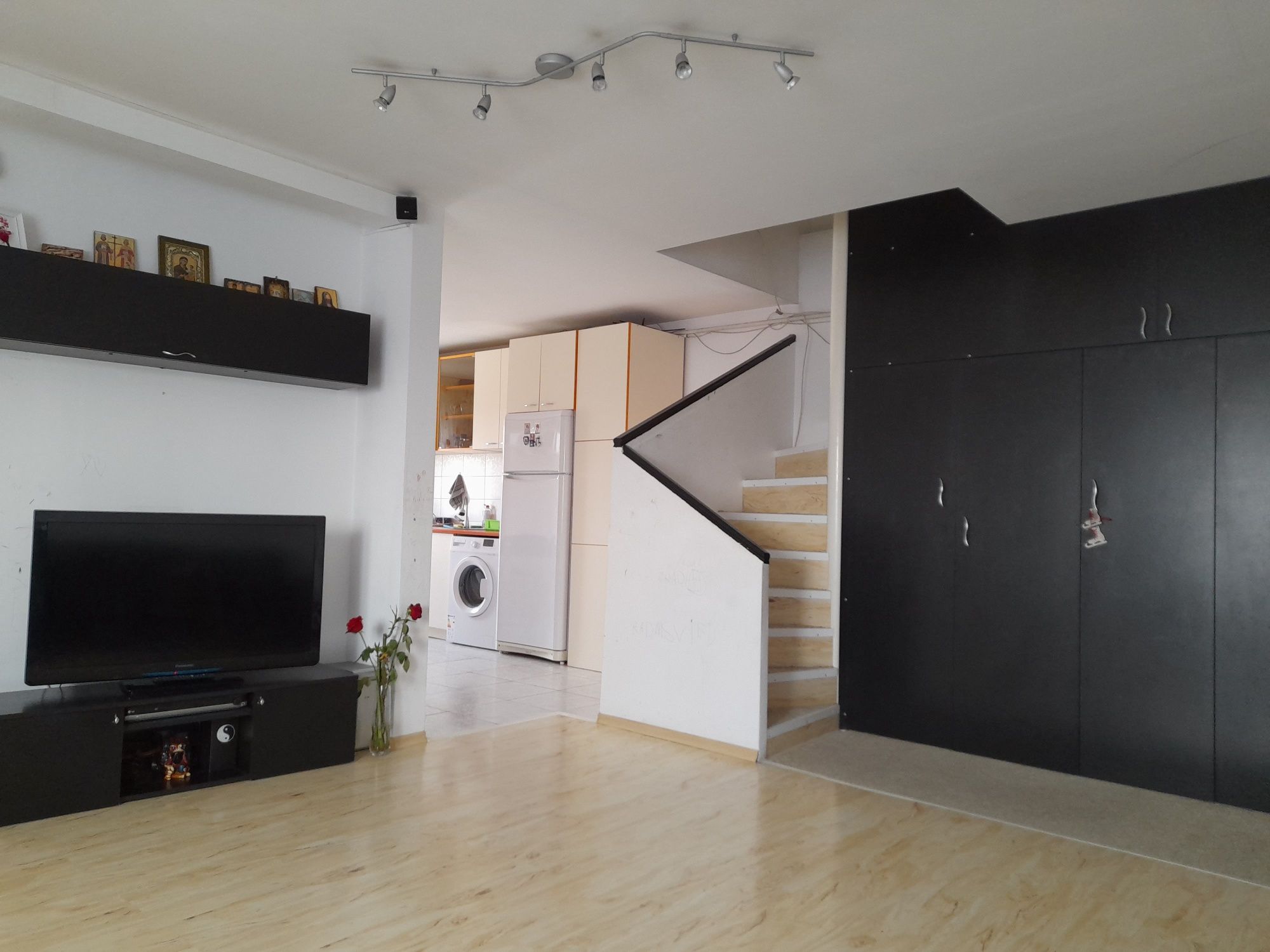 Apartament mansarda oraș Pantelimon