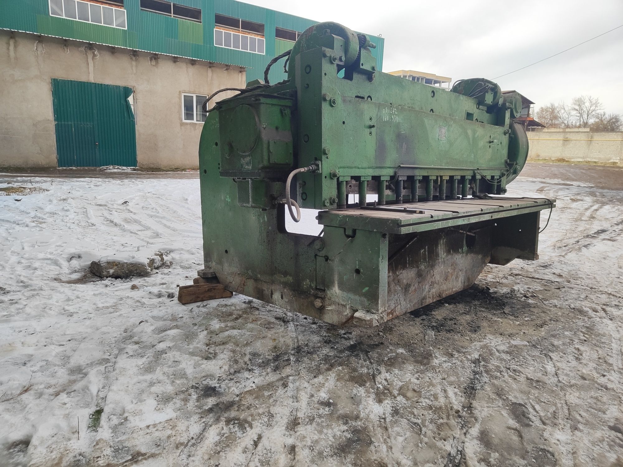 Продам гильотина механическая 16 мм.
