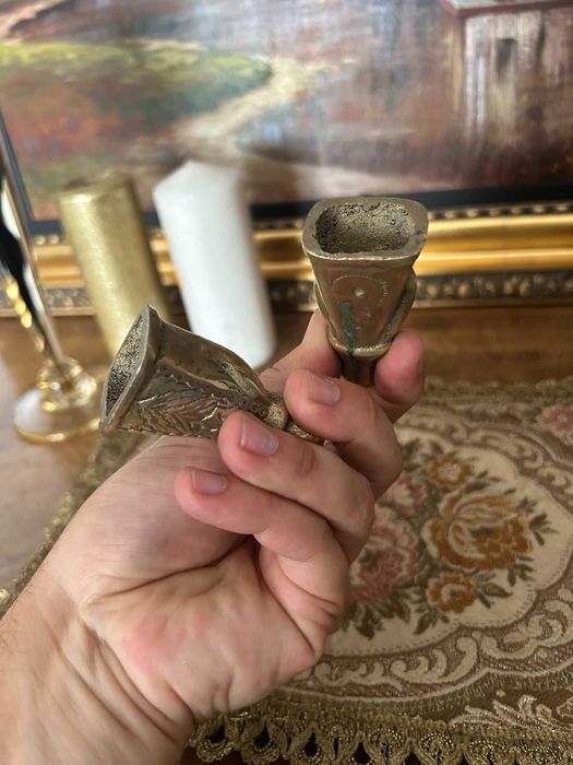 A193 Set 2 sfesnice superbe de bronz masiv mici 183g 6 cm inaltime