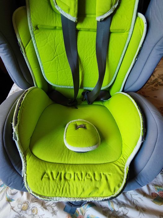Детско столче за кола Avionaut Evolvair 9-36 кг, Зелено