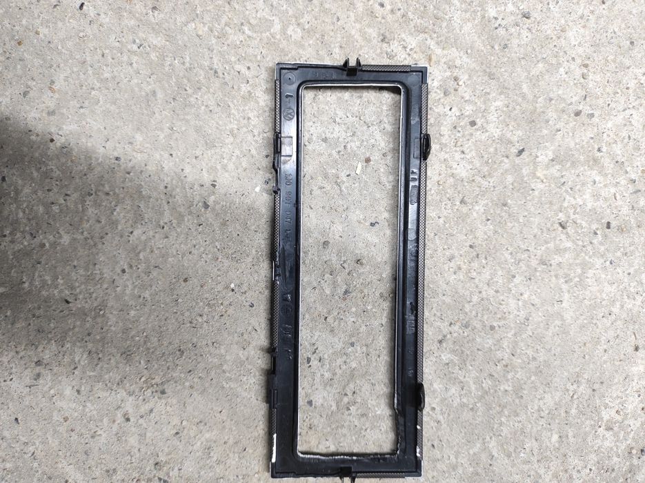 Конзола 2-ДИН за пасат б5 и б5.5