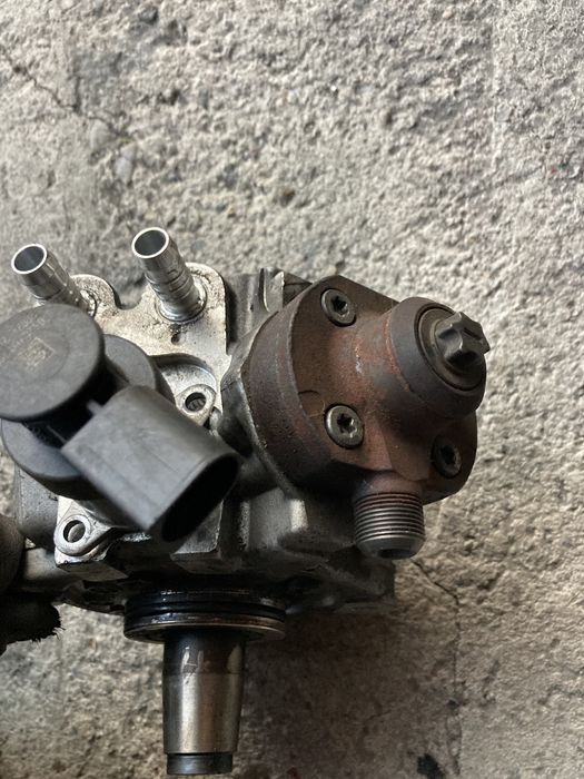 Pompa inalta presiune Bmw 2.0d 184cp N47D20C F10, F30, X3 F25, E90