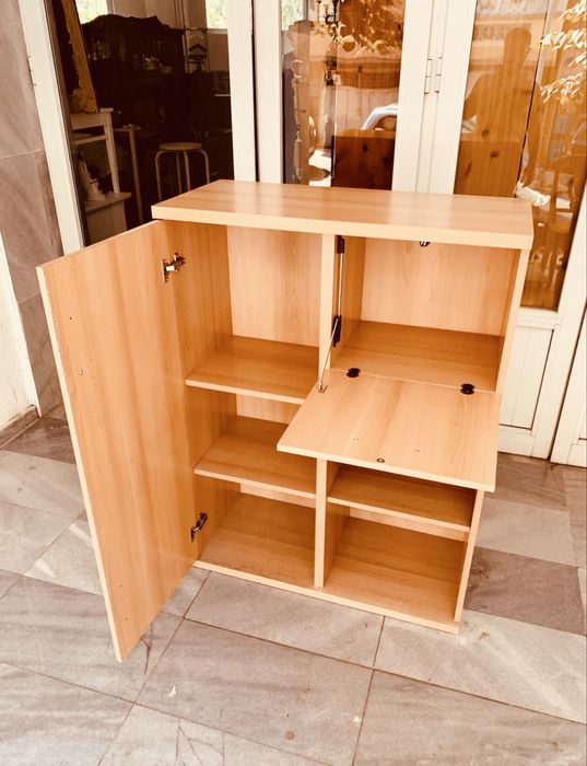 Ретро дървен шкаф от 90-те в отлично състояние