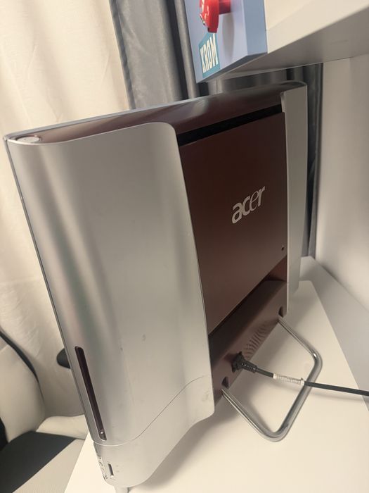 Calculator Acer incorporabil