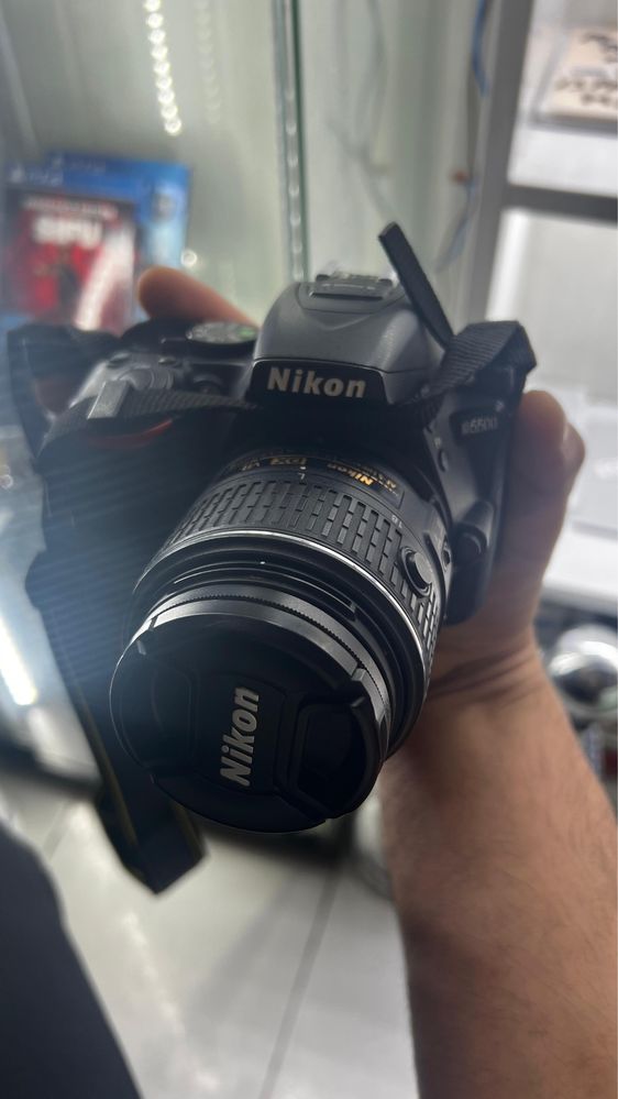 Nikon D5500 – Impecabil – Obiectiv 18-55mm