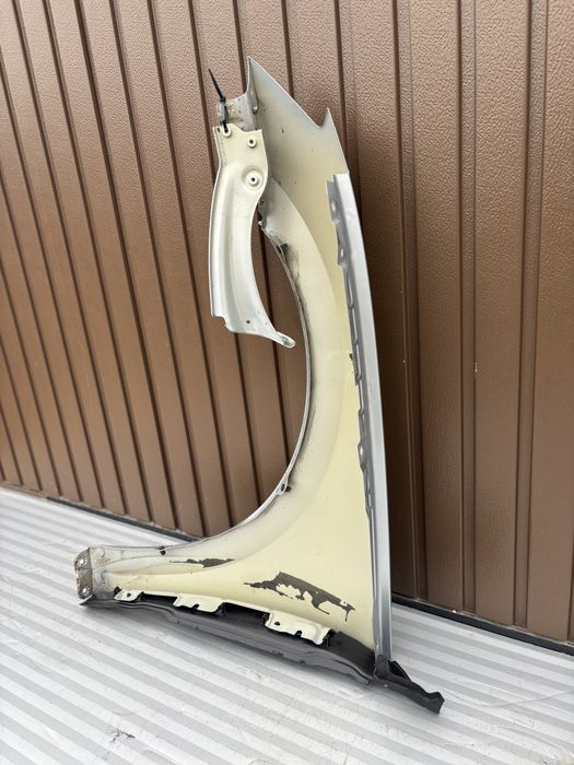 Aripa dr fata Skoda Superb 3 cod de culoare LA7W 2015-2020