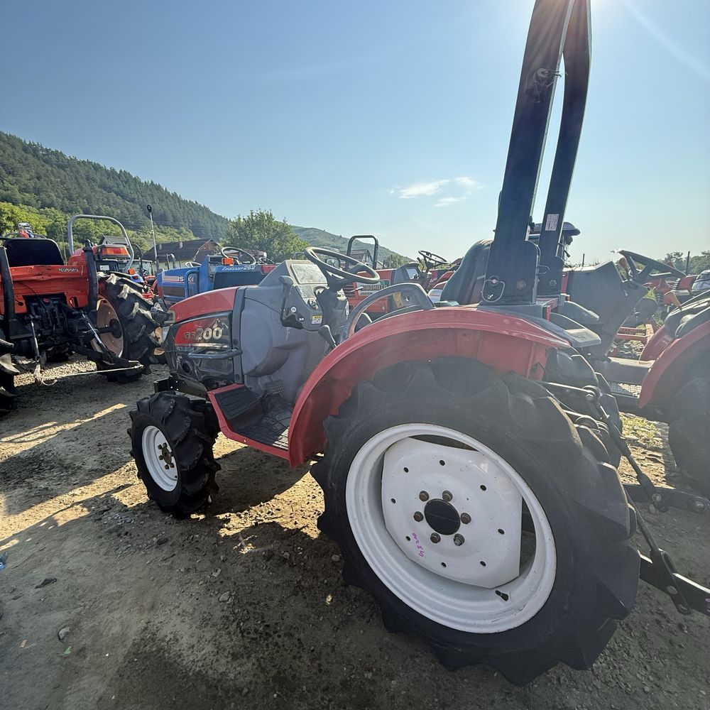 Tractor Japonez Mitsubishi GS 200 Tractoare Japoneze