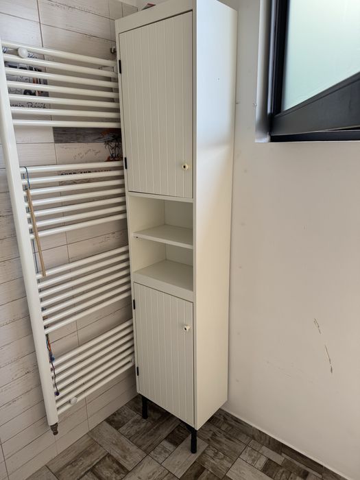 Vând două dulăpioare IKEA – stare foarte bună